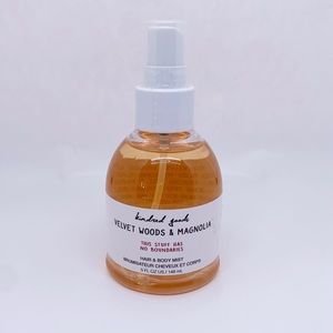 Old Navy Kindred Goods Velvet Woods & Magnolia Perfumed Body Mist Spray 5oz